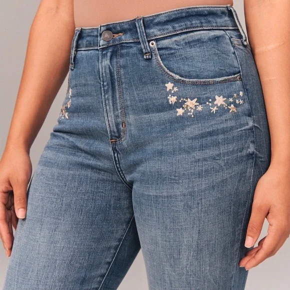 Abercrombie & Fitch Curve Love High Rise Super Skinny Ankle Jeans - Picture 7 of 13